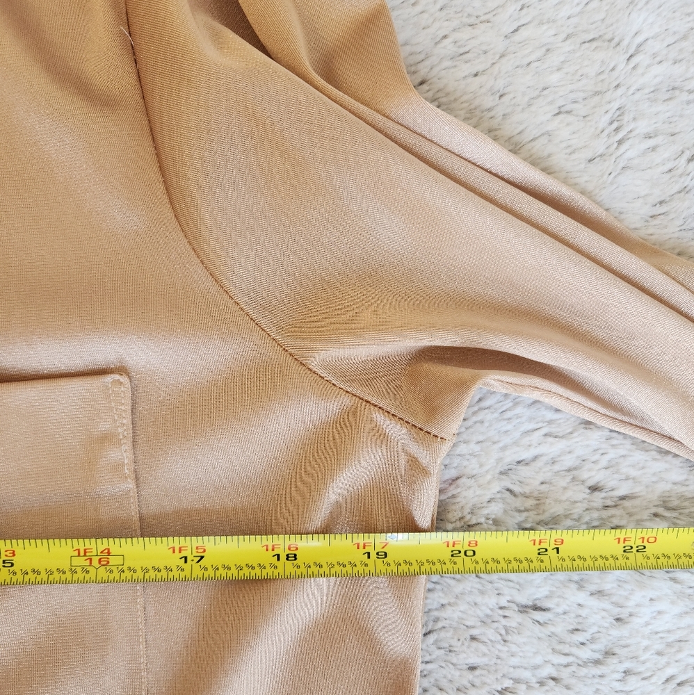 Metallic, Gold Blouse - Picture 5 of 12